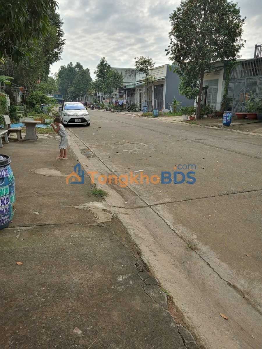 Nhà Mặt Tiền Mỹ Phước 3, Bến Cát 150m² - Sổ Hồng Chính Chủ - Giá 3.2 Tỷ