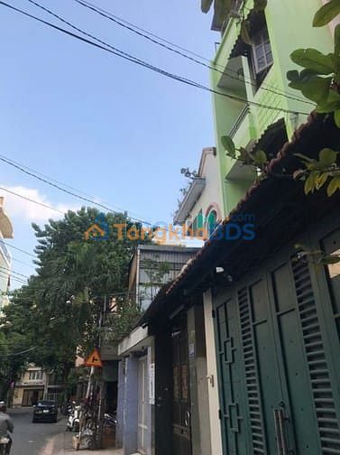 Phòng Trọ Nữ Cao Cấp 19m² - Gần CV Hoàng Văn Thụ, Tân Bình