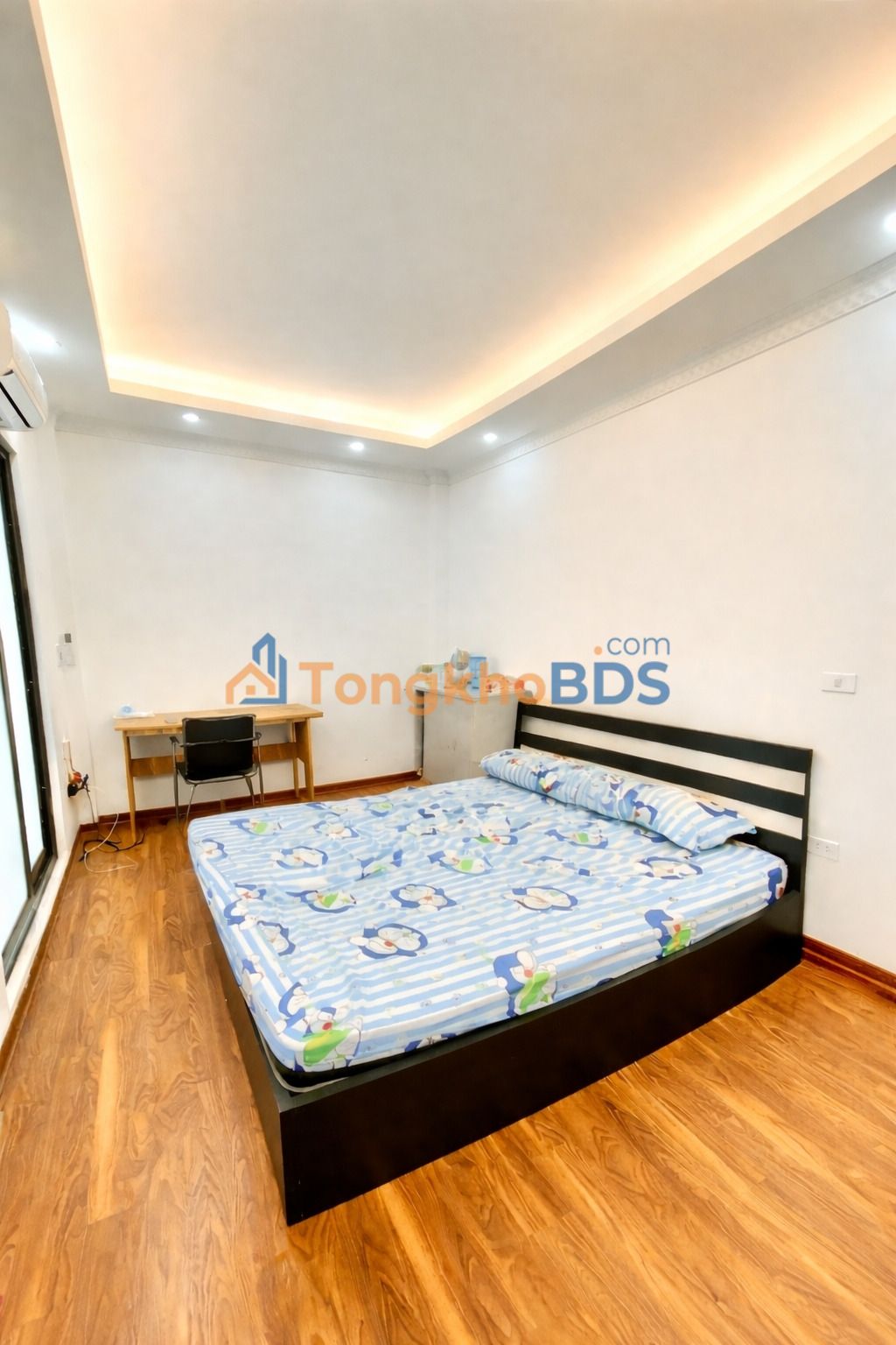 Nhà 32m² 5 tầng mặt tiền 5m, Ngã tư Chùa Bộc, Đống Đa - Giá 8.5 tỷ