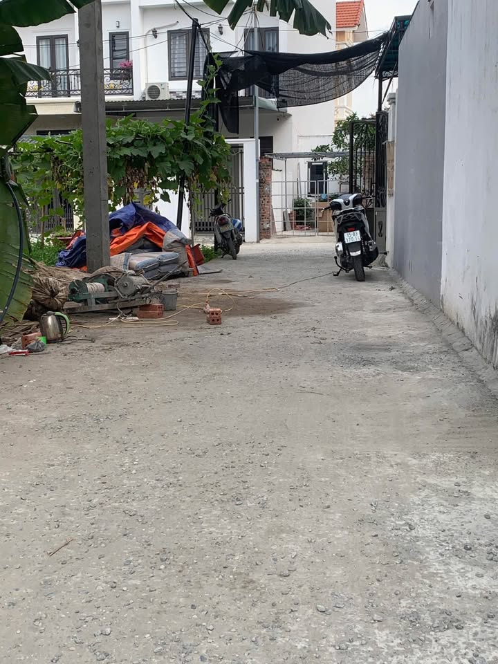 Nhà Phố 70m² Kiến An, Hải Phòng - Ô Tô Đỗ Cửa, Giá Chỉ 1.2 Tỷ