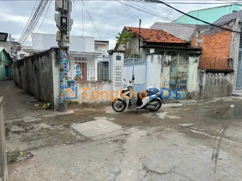 Đất 300m² Mặt Tiền Nguyễn Văn Cừ, Phan Thiết - Giá 2.8 Tỷ