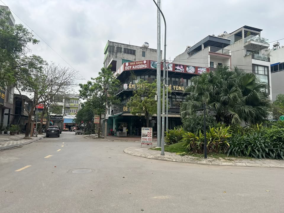 Đất Vườn Đào, Tây Hồ - Giảm Sâu 2 Tỷ, Chỉ Còn 24.9 Tỷ - Kinh Doanh Đỉnh Cao