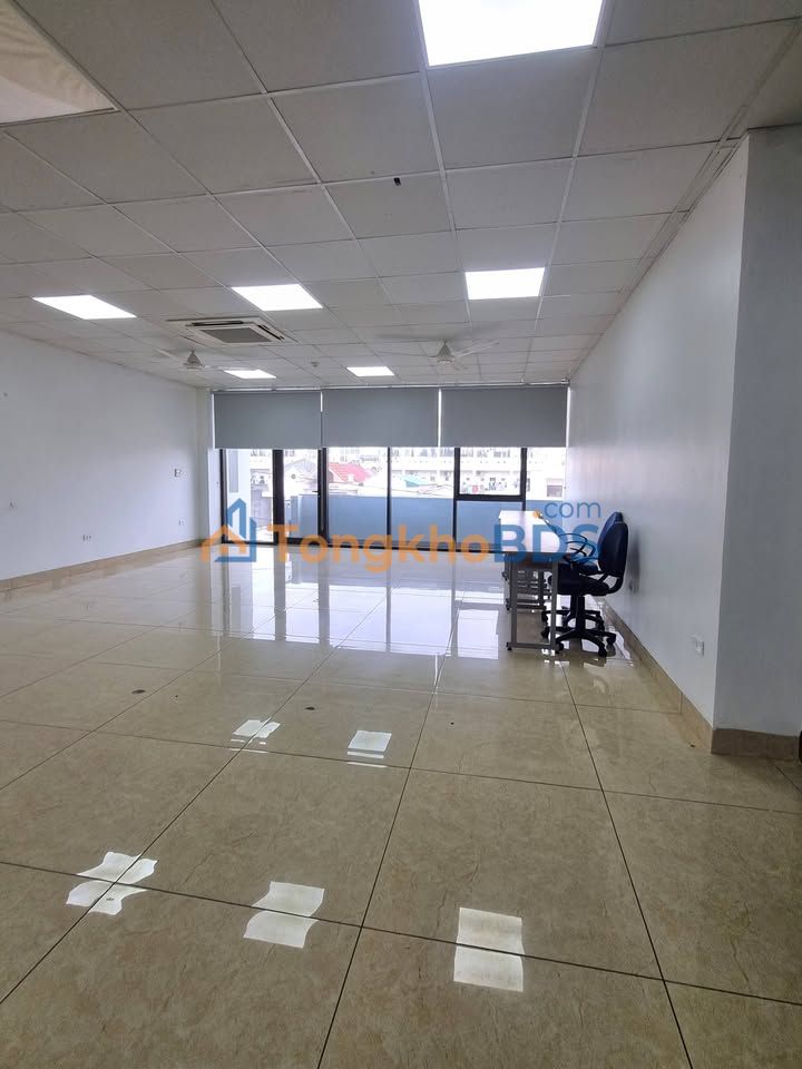 Cho thuê mặt bằng kinh doanh mặt đường Lê Thanh Nghị, TP. Hải Dương - 70m²