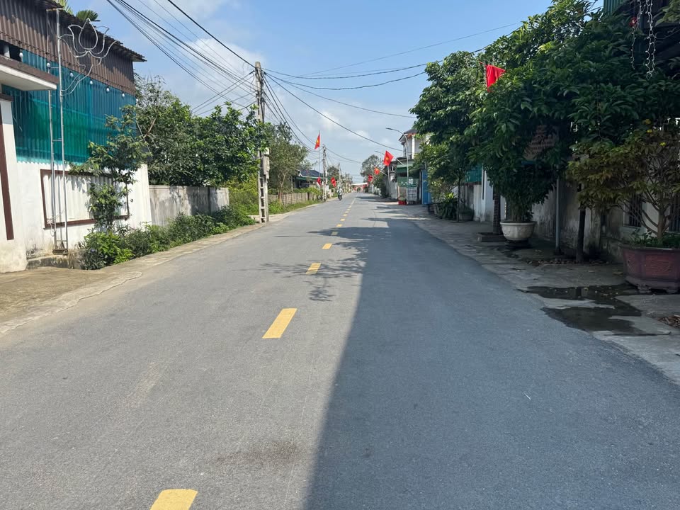 Đất Mặt Đường Thái Hưng, Nghi Thái - 90m² Giá 2.3 Tỷ - Sổ Đỏ Sẵn Sàng