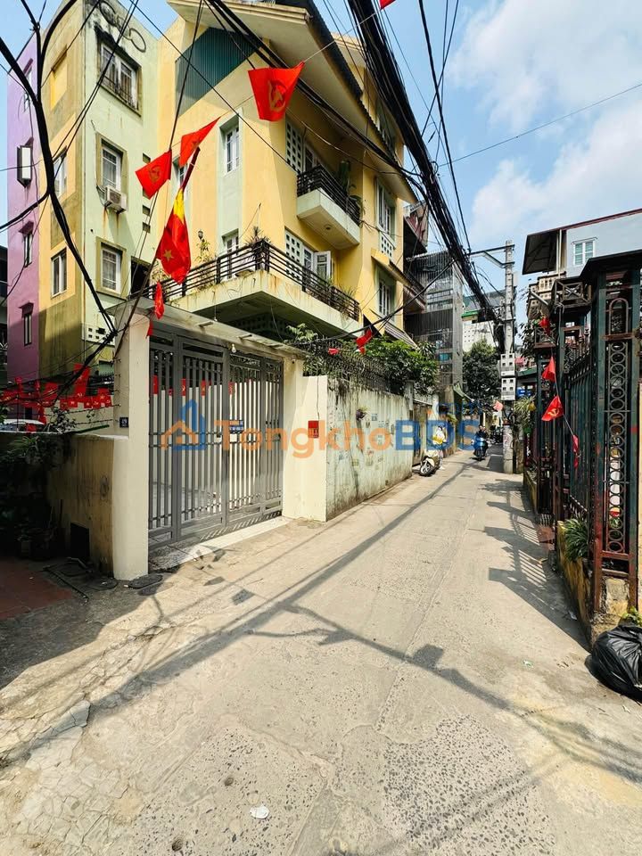 Đất Xuân Đỉnh 32m² tặng GPXD 4 tầng 1 tum - Sổ đỏ chính chủ