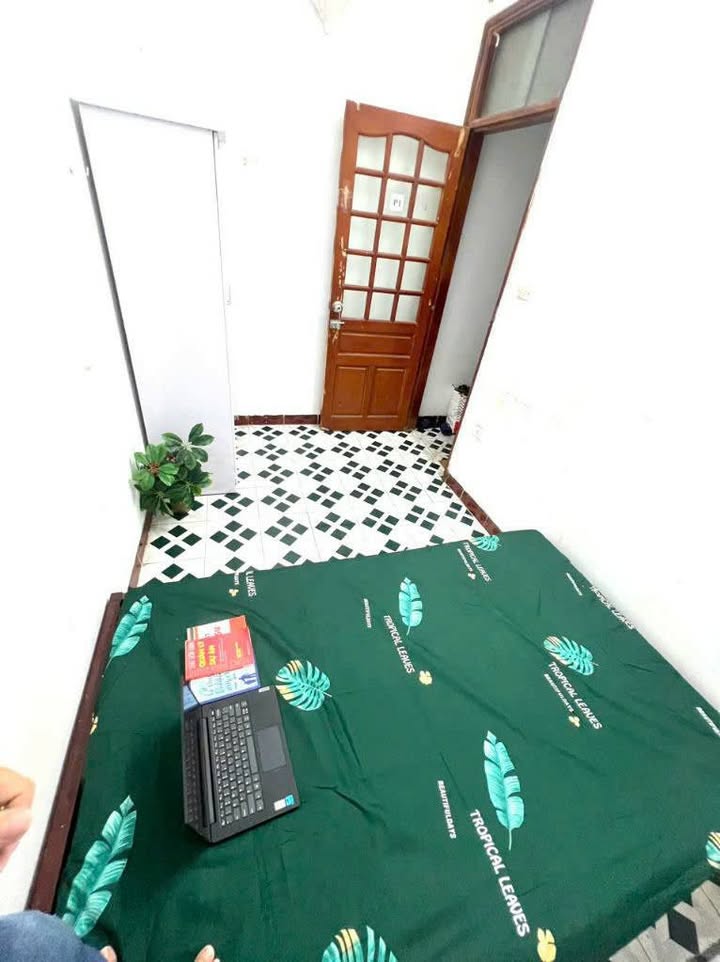 Cho thuê phòng trọ 2.3 triệu/tháng, 20m² - Ngõ 530 Thụy Khuê, Tây Hồ