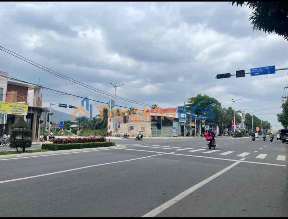 Nhà Mặt Tiền 23/10 Nha Trang 76m² - Vừa Ở Vừa Kinh Doanh, Giá 3.5 Tỷ