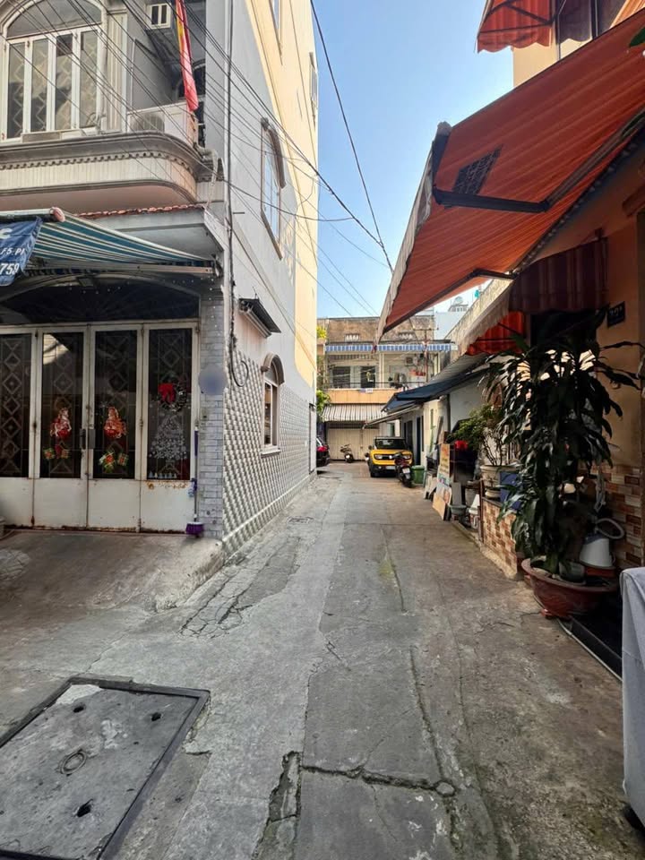 Cho Thuê Nhà 3 Tầng 40m² Phường 5, Phú Nhuận - Giá 18 Triệu/Tháng