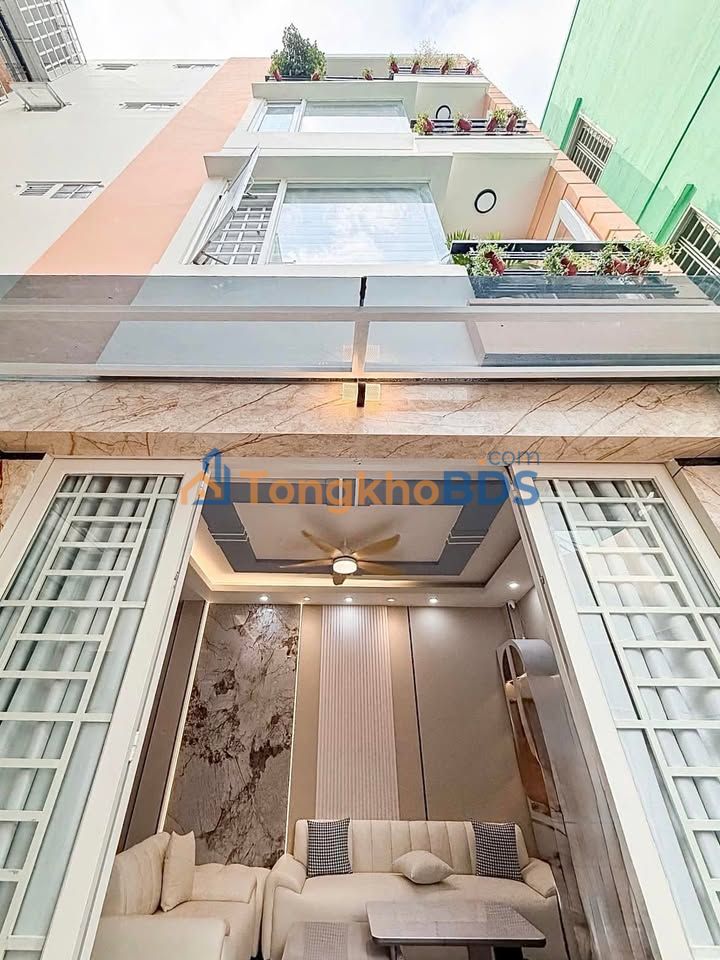 Nhà 4 tầng Thích Quảng Đức, Phú Nhuận - 46m², 5PN, 8.6 tỷ