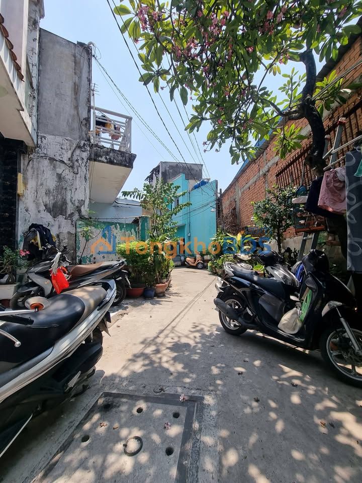 Nhà 42m² Sổ Hồng Riêng - Giá 3.39 Tỷ Tại Quận 12, TP.HCM