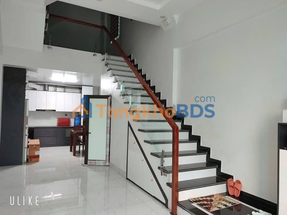 Nhà Góc 4 Tầng Hiện Đại Đường Nguyễn Gia Thiều, TP. Hải Dương - 40.5m² Hướng Bắc
