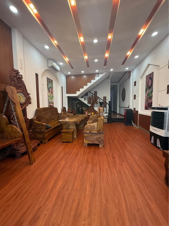 Nhà 3 Tầng Mặt Tiền 15m Cẩm Lệ - 107.5m² Kinh Doanh Đắc Lợi