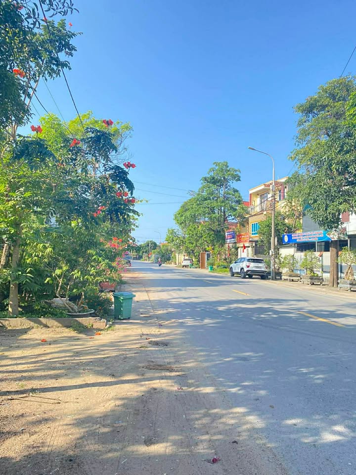 Đất Mặt Tiền Kinh Doanh Đồng Hới 234m² - Sổ Đỏ Sẵn Sàng - 3.5 Tỷ