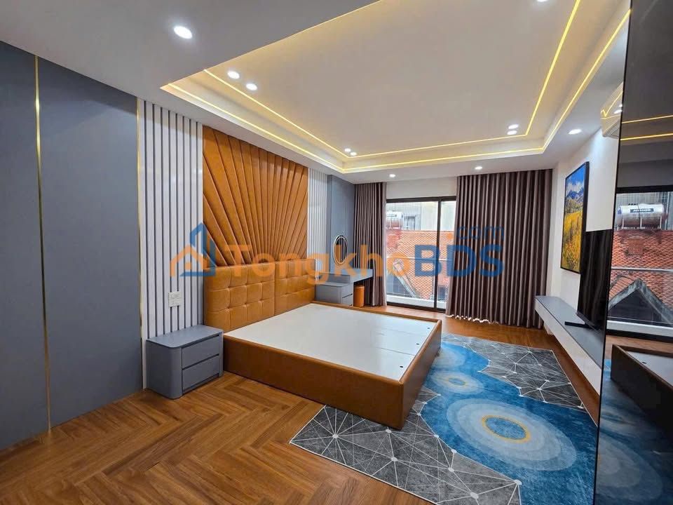Nhà Ngô Thì Nhậm Hà Đông 50m² x 5 Tầng - Ô tô tránh, Sổ đỏ vuông vắn