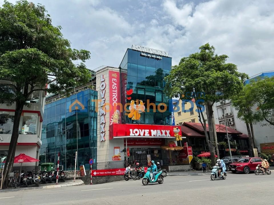 Cho thuê Mặt phố Lạc Long Quân - View Hồ Tây, 500m² sàn, 5 tầng, Mặt tiền 30m