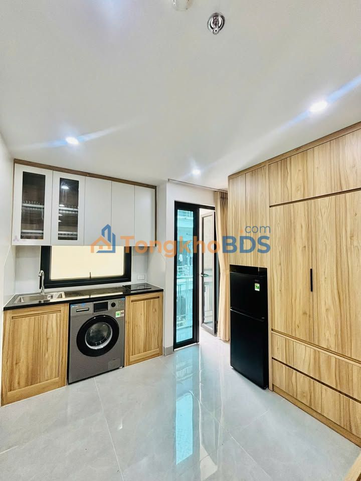 Cho thuê căn hộ cao cấp gần Đại học Hà Nội, Long Biên - Sẵn Ở