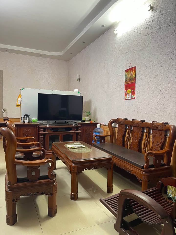 Nhà Mặt Tiền Chợ Thị Cầu 67m² - Kinh Doanh Sầm Uất, Giá 6 Tỷ