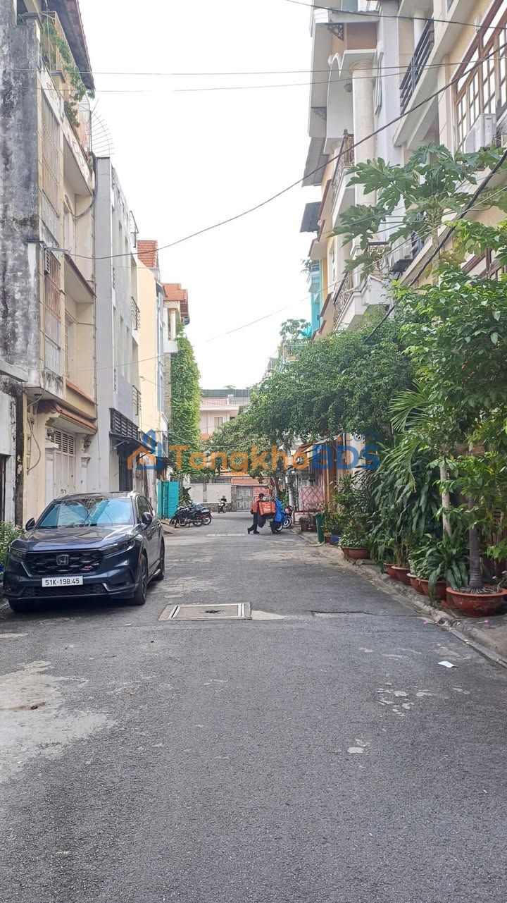 Nhà 5 Tầng Gara Ô Tô HXH K300 Tân Bình - 8.5 Tỷ