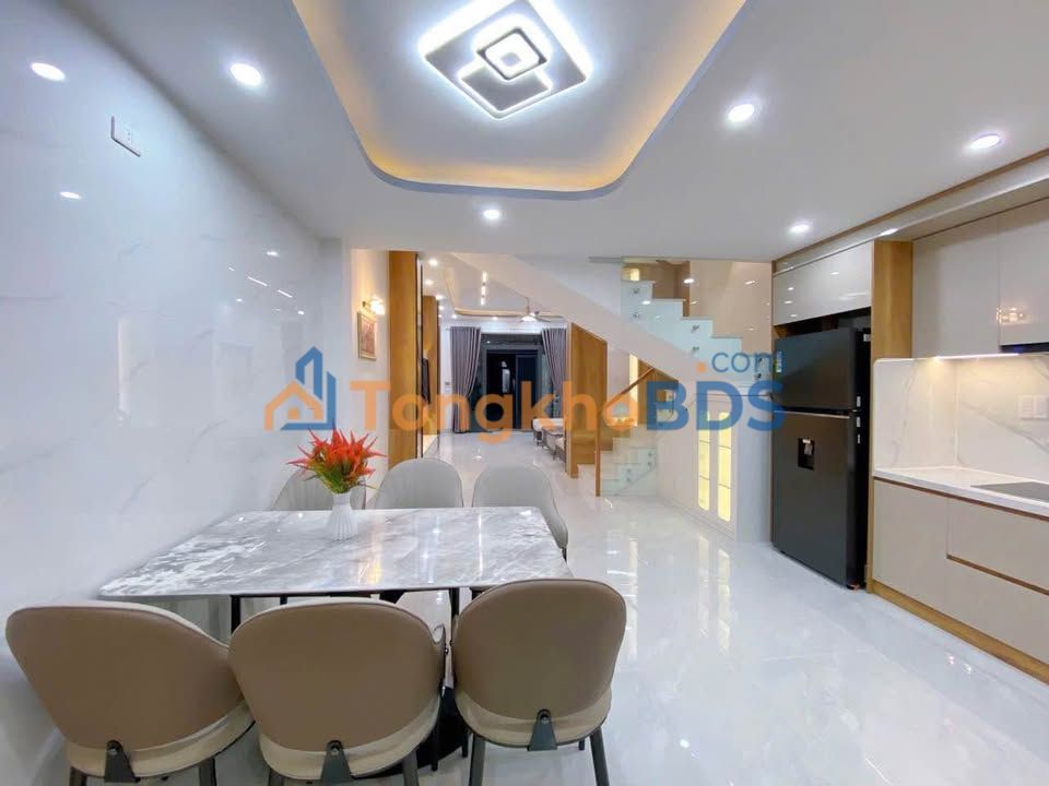 Nhà Mặt Tiền Hòa Minh 7 Đà Nẵng - 72m², 3 Tầng, Gần Biển 200m