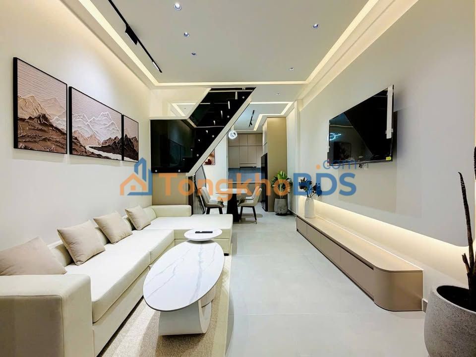 Nhà Phố Gò Vấp 32m² Giá 4.65 Tỷ - Sẵn Sàng Vào Ở Ngay!