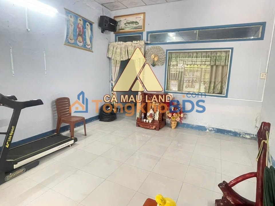 Nhà 198m² P. Tân Xuyên, Cà Mau - Sổ Hồng, 3 Tỷ