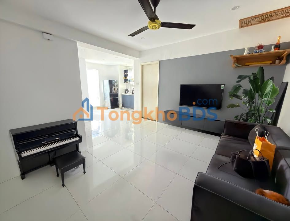 Chung cư B9 Nguyễn Cảnh Dị - Căn góc 61.5m² 2PN, View Hồ, Giá 4.3 Tỷ