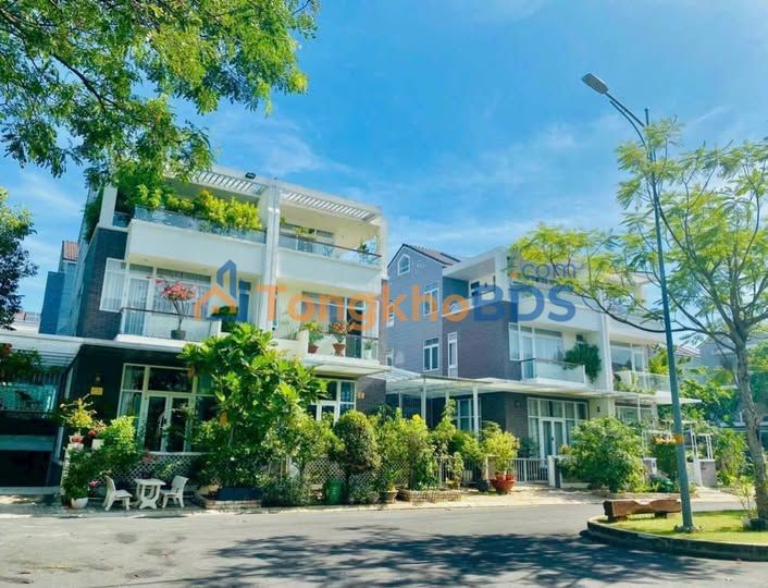 Biệt thự Song lập Jamona Golden Silk, Quận 7 - Sát sông, 140m², 22 tỷ