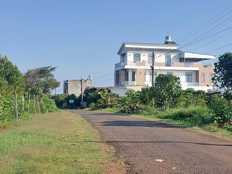 Bán đất mặt tiền Trần Nhật Duật, Bảo Lộc - 140m² thổ cư, giá 2.2 tỷ