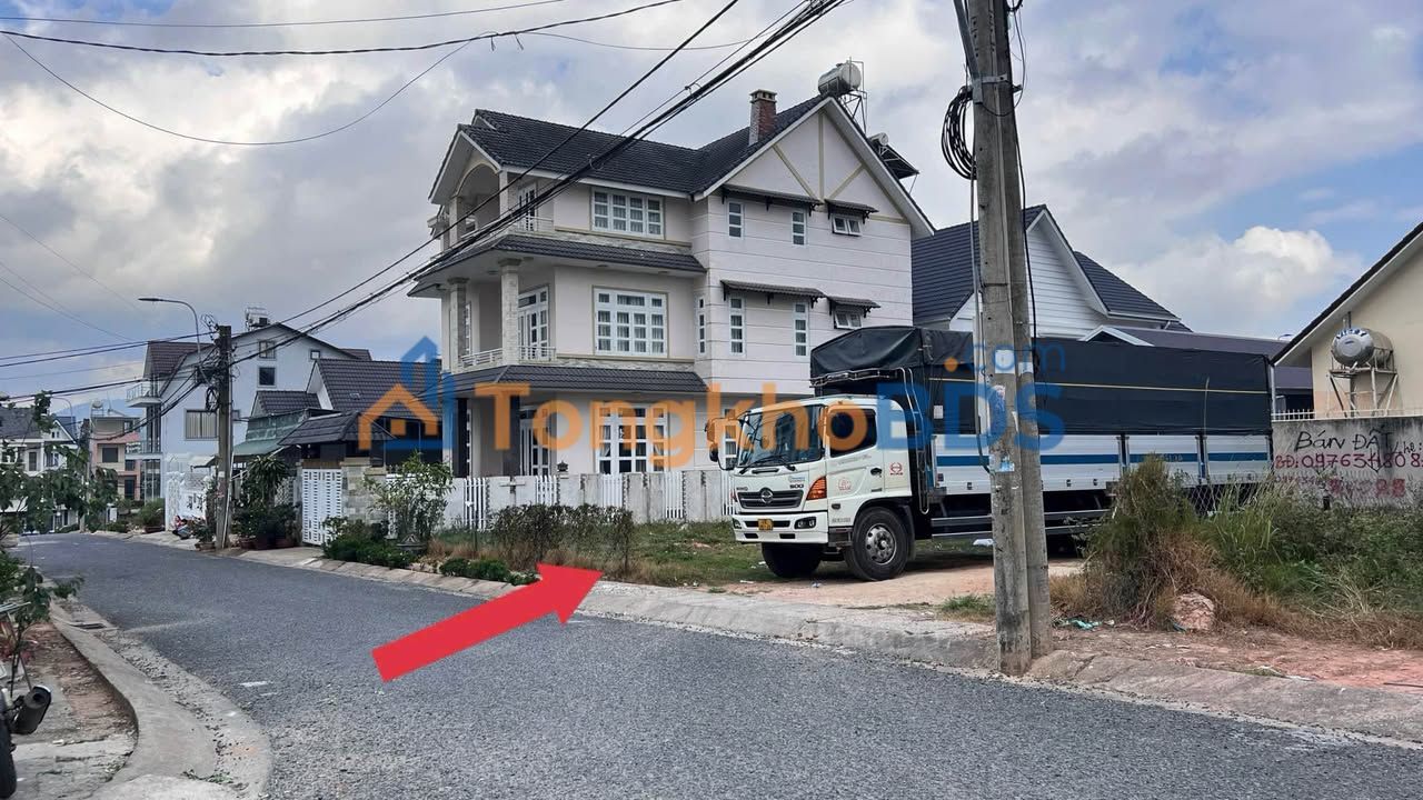 Bán Đất Đà Lạt 200m² Mặt Tiền Nguyên Tử Lực - Hướng Tây Bắc