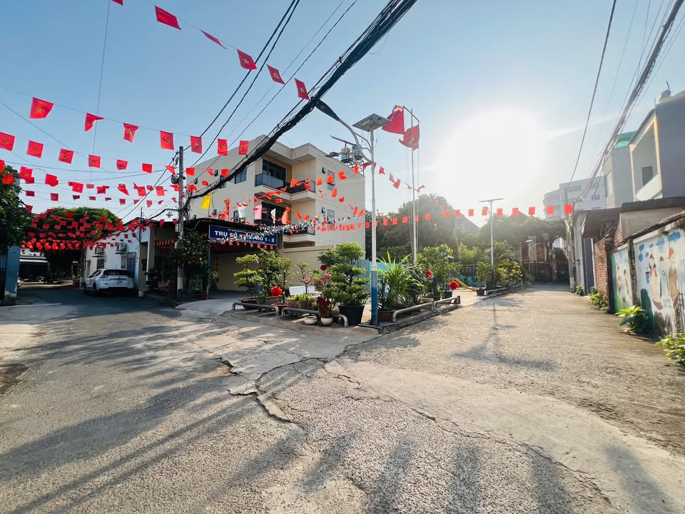 Nhà trọ 164.7m² 2 MT đối diện ĐH Cảnh sát, Thủ Đức - 11.5 Tỷ