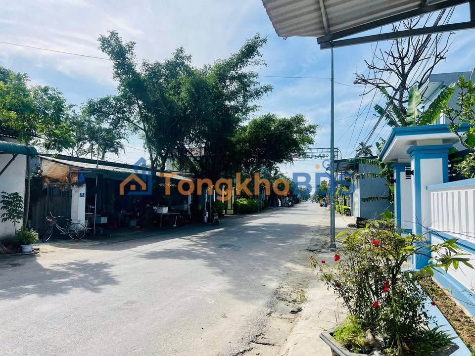 Đất Mặt Tiền Kinh Doanh Quảng Lưu 192m² - Tặng Nhà, Giá Hơn 2 Tỷ