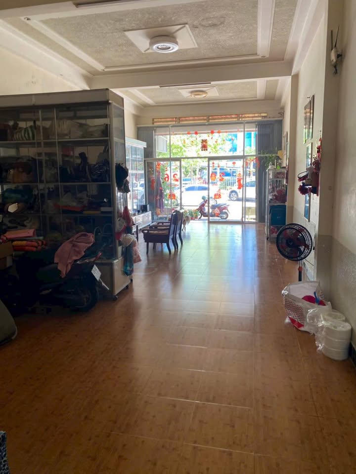 Nhà Mặt Tiền Trương Vĩnh Ký, Bảo Lộc - Kinh Doanh Đắc Lợi 105m²