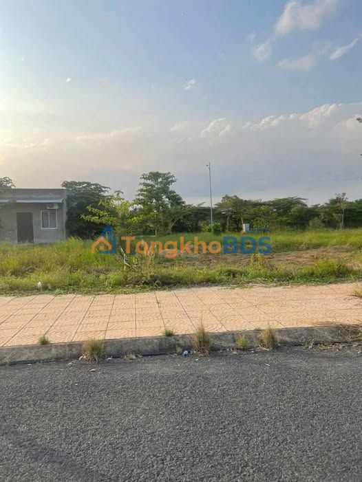 Bán Nền Tái Định Cư Tân Quới, Vĩnh Long - 72m² Giá 690 Triệu