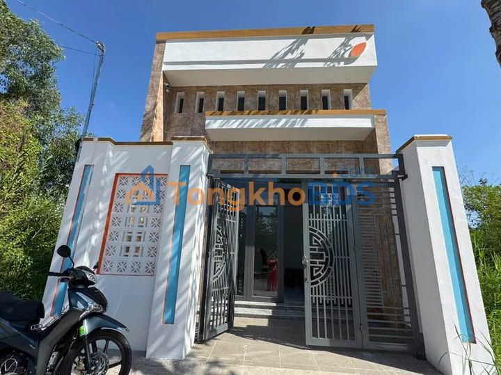 Nhà 90m² Phường 9, Vĩnh Long - Kế Công Viên, Sổ Hồng Hoàn Công