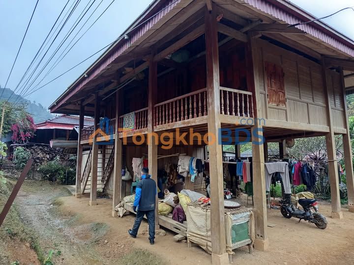 Nhà Sàn Gỗ Trai 70m² - Vị Trí Đẹp Tại TP. Sơn La