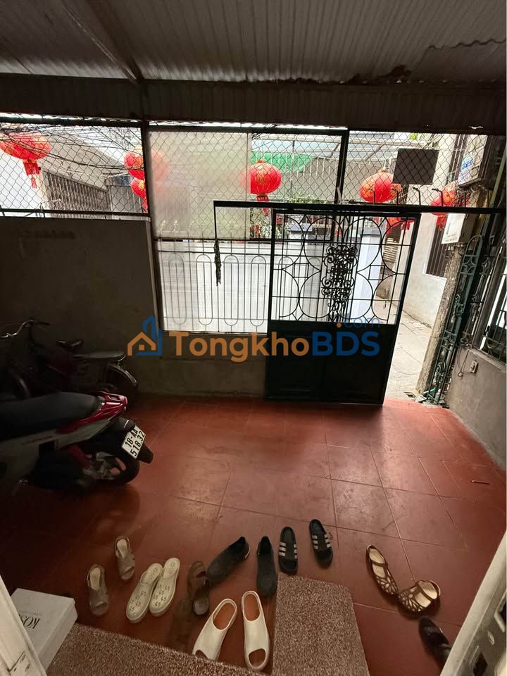 Nhà 64m² Ngõ Lê Hồng Phong, Nam Định - 3 Tầng, Sổ Hồng Chính Chủ