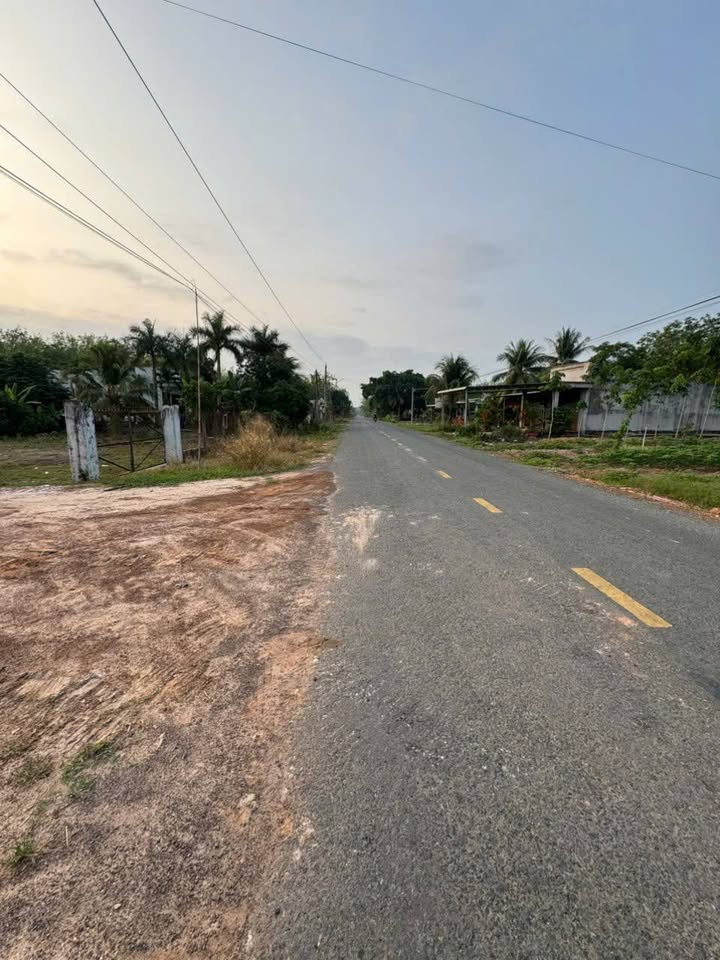 Đất nền 400m² mặt tiền đường DH 813, Cần Giuộc - Sổ hồng sẵn sàng giao dịch!