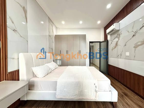 Nhà Hẻm Xe Hơi 52m² Bình Thạnh - 4PN, 3 Tầng, Gần ĐH Ngoại Thương - Chỉ 8.75 Tỷ