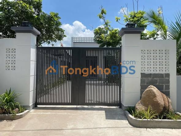 Bán Gấp Nhà 234m² Gần Biển Hồ Tràm - Kinh Doanh Homestay 4.2 Tỷ