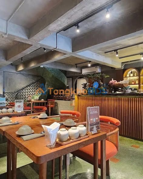 Nhà Phố Kinh Doanh Mặt Tiền Quốc Hương, Thảo Điền 181m² - Dòng Tiền 200 Triệu/Tháng