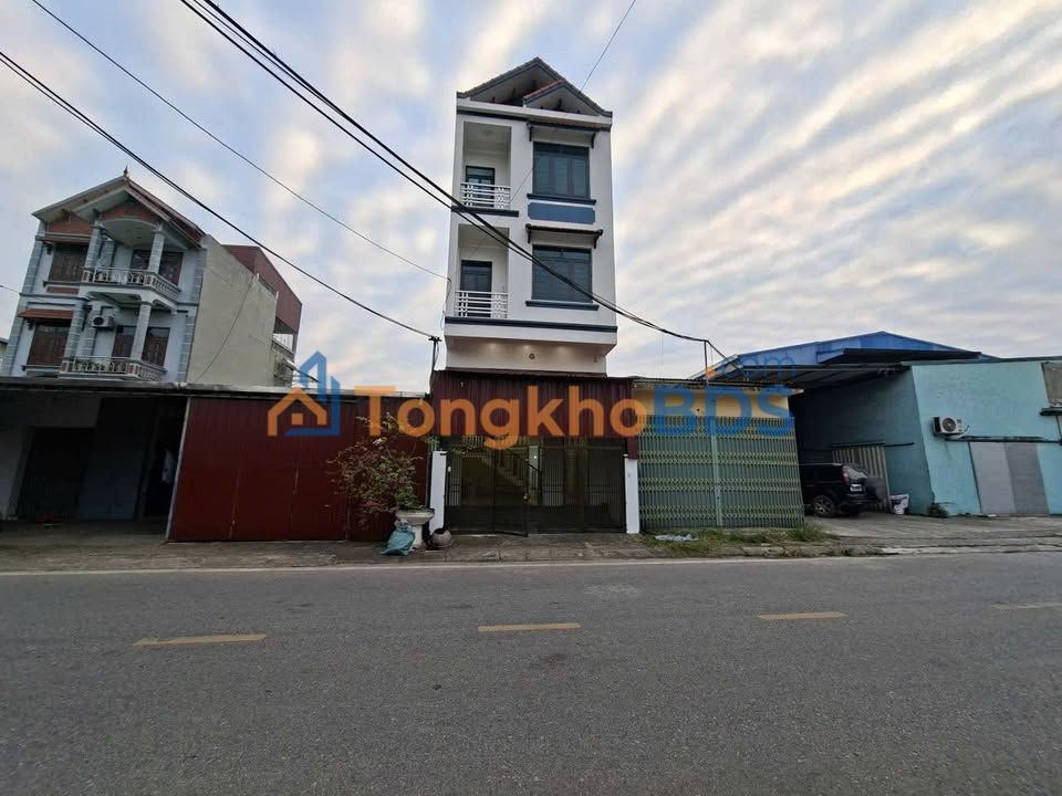 Nhà 3 Tầng Mới Đẹp, MT 4.95m Tại Hồng Châu, Hưng Yên - Giá Dưới 4 Tỷ