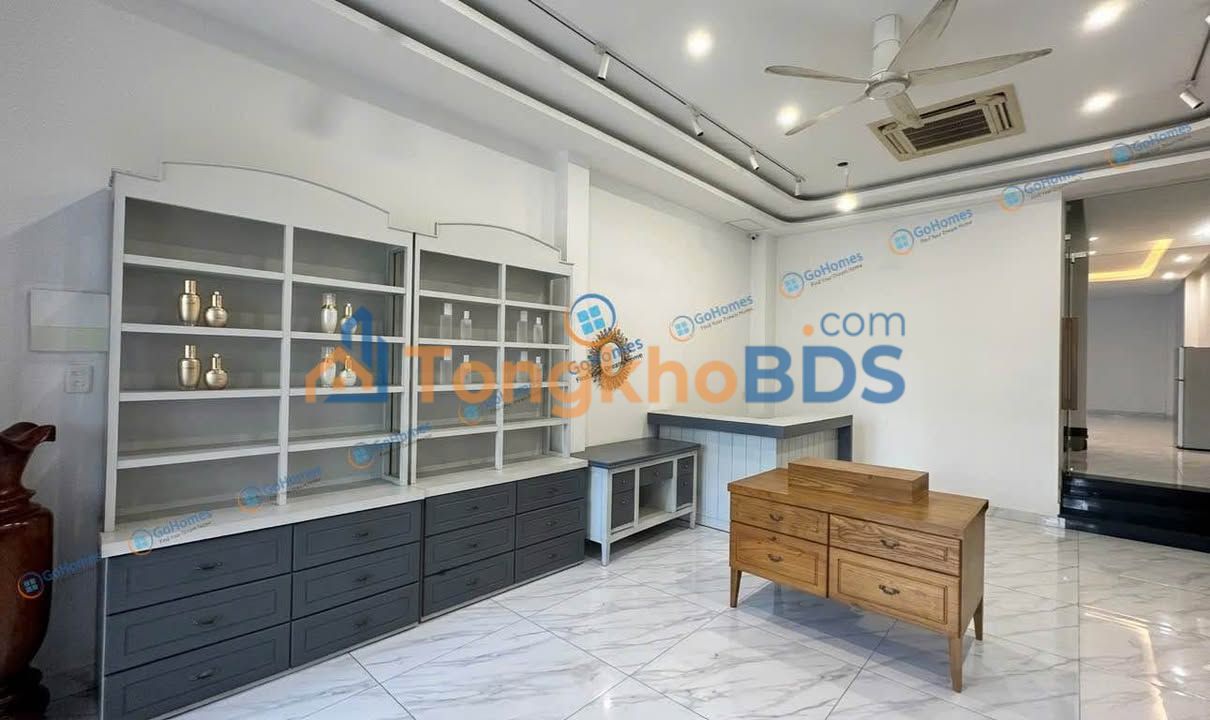 Cho thuê nhà 3 tầng mặt tiền đường 2/9, Đà Nẵng - 125m², 40 triệu