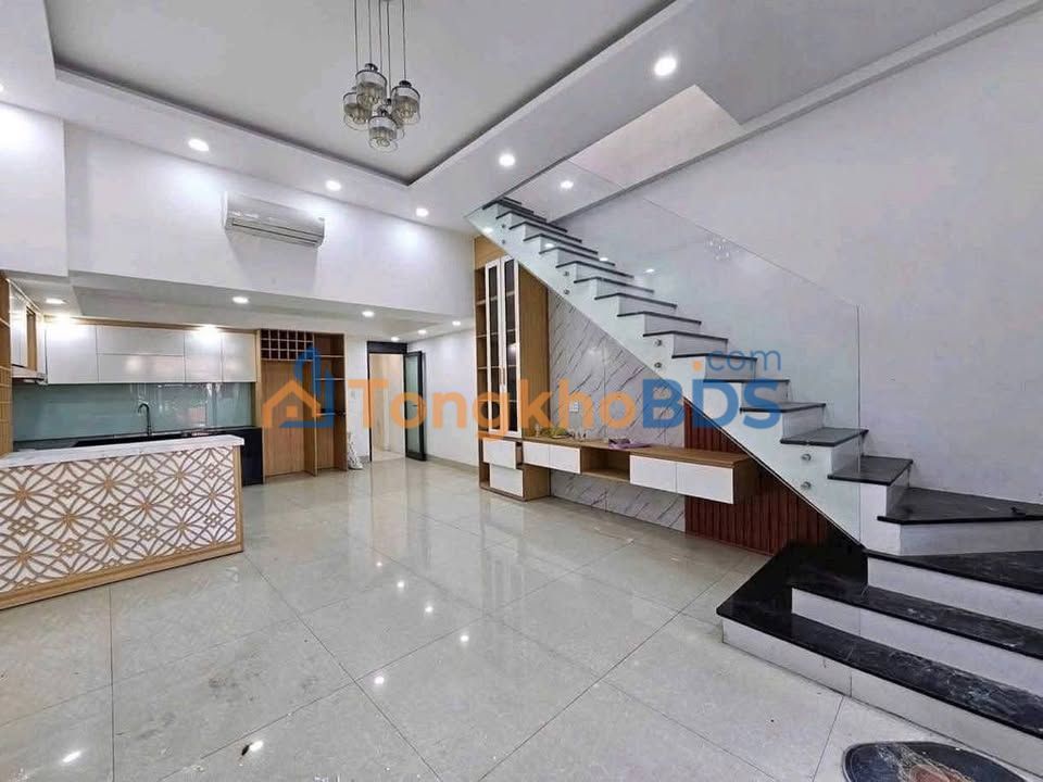 Nhà Mặt Tiền Tôn Đản, Đà Nẵng - 102m², 7 Tỷ, Kinh Doanh Đắc Lộc