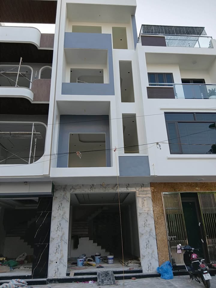 Nhà Mặt Tiền Trần Lựu Nam Định 58m² - Kinh Doanh Đa Ngành - Giá 4.8 Tỷ