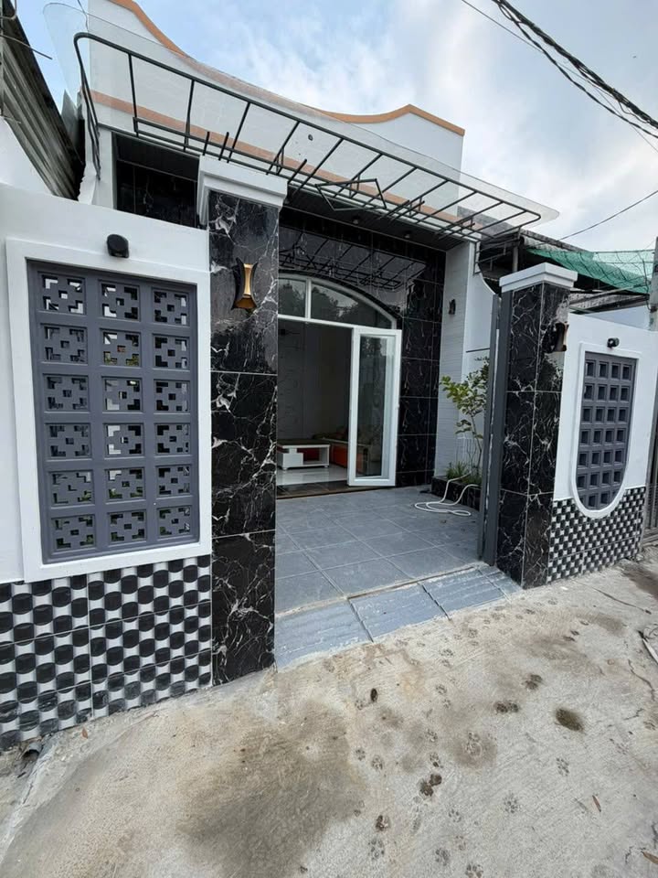 Cho thuê nhà 3PN Xã Phước Hậu, Cần Giuộc - Giá 4 Triệu/Tháng, Sẵn Sàng Đón Khách