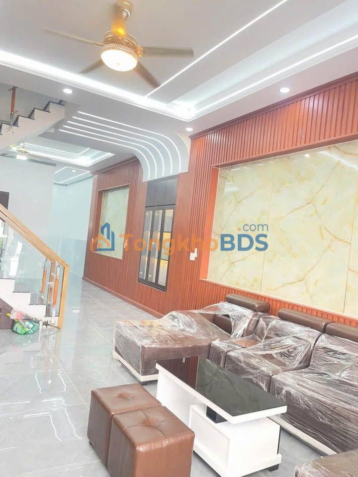 Nhà Sổ Hồng Riêng 88m² Thủ Dầu Một - 3PN, Sân Xe Hơi, Giá 3.2 Tỷ