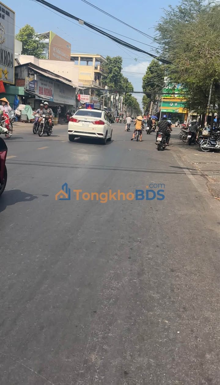 Nhà Mặt Tiền Kinh Doanh Đường Học Lạc, Mỹ Tho - 74.4m² Giá 3 Tỷ