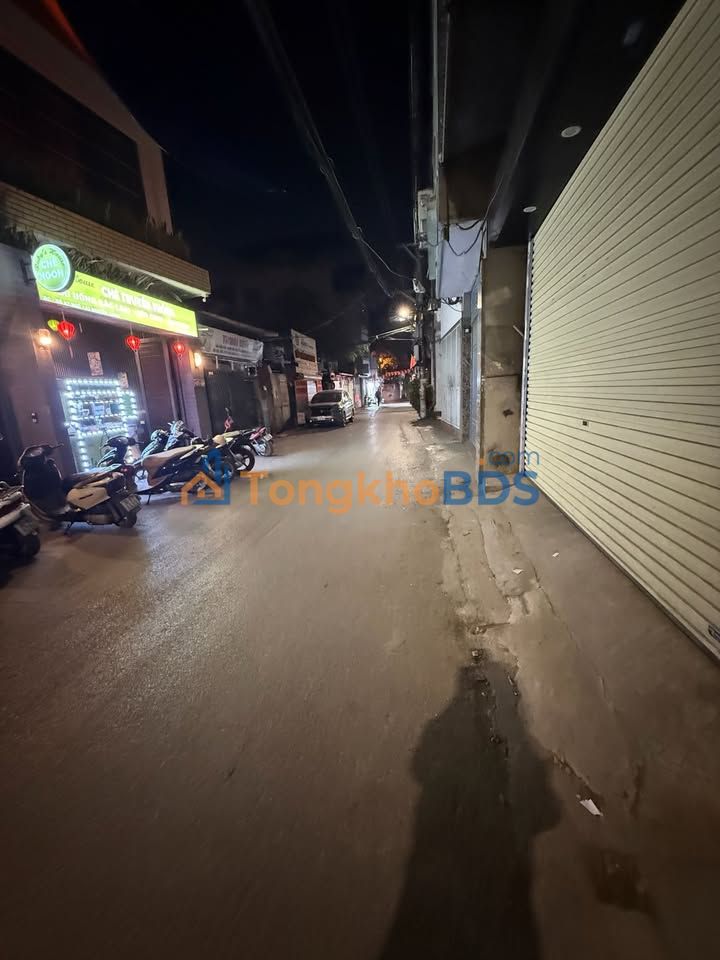 Nhà Mặt Phố Nguyễn Chính 104m² - Kinh Doanh Đỉnh Cao, Sẵn Sàng Xây Tòa Nhà Đẹp