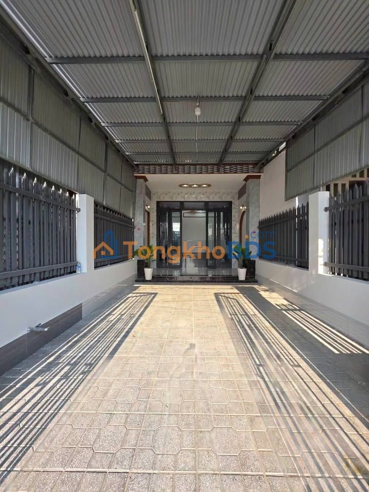 Nhà 147m² Ninh Hòa - 3PN, Sân Ô Tô, Gần Trường Chinh Mới - 1.2 Tỷ