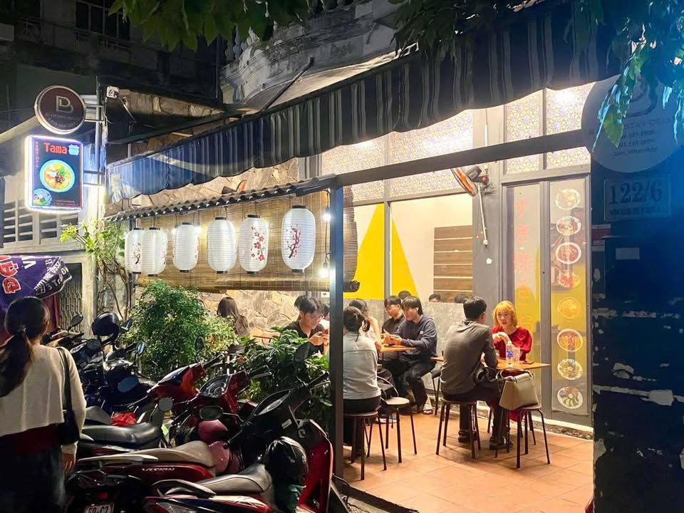 Mặt bằng tầng trệt 96m² hẻm lớn Trần Đình Xu, Quận 1 - Giá 24 triệu